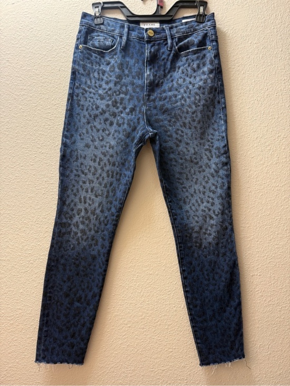 FRAME Ali High Rise Cigarette Jeans 27 Black Leopard Animal Print Raw Hem Blue
